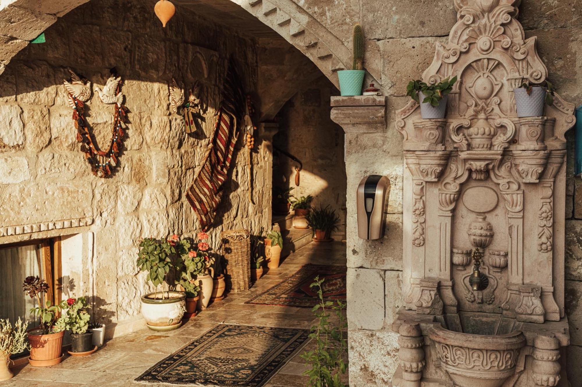 Sah Saray Cave Suites Halal Hotel Göreme Buitenkant foto